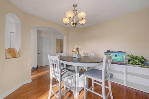 284 Hawkmere View, Chestermere, AB - Indoor Photo Showing Dining Room