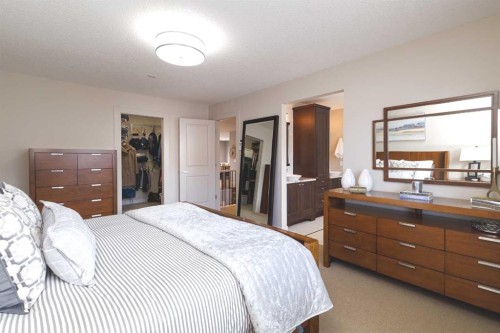 344 Evergreen Circle Sw, Calgary, AB - Indoor Photo Showing Bedroom