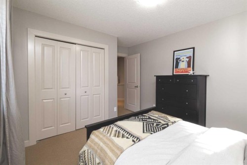 344 Evergreen Circle Sw, Calgary, AB - Indoor Photo Showing Bedroom