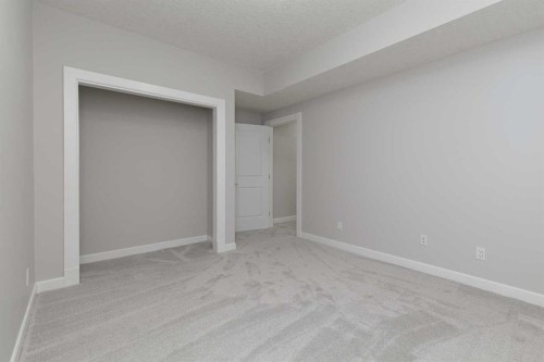 344 Evergreen Circle Sw, Calgary, AB - Indoor Photo Showing Other Room