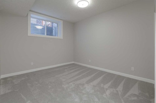 344 Evergreen Circle Sw, Calgary, AB - Indoor Photo Showing Other Room