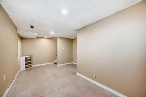 172 Pinehill Road Ne, Calgary, AB - Indoor