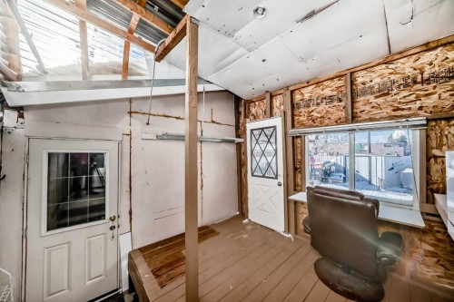 172 Pinehill Road Ne, Calgary, AB - Indoor