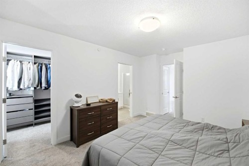29 Herron Mews Ne, Calgary, AB - Indoor Photo Showing Bedroom