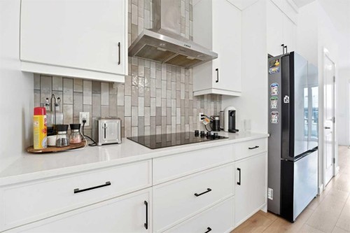 29 Herron Mews Ne, Calgary, AB - Indoor Photo Showing Kitchen