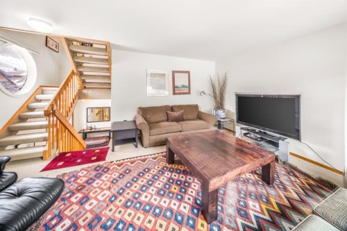 8-838 3Rd Street, Canmore, AB - Indoor