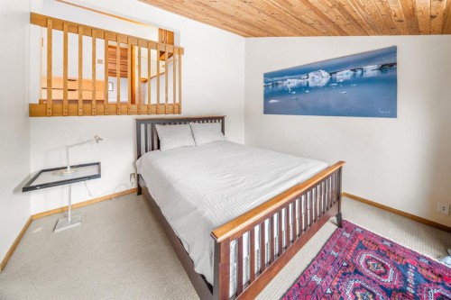 8-838 3Rd Street, Canmore, AB - Indoor Photo Showing Bedroom