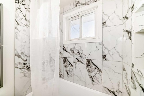 5640 Travis Street Ne, Calgary, AB - Indoor