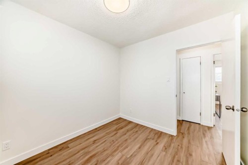 5640 Travis Street Ne, Calgary, AB - Indoor Photo Showing Other Room
