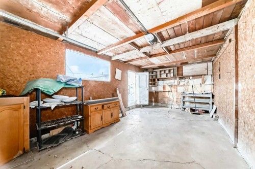5640 Travis Street Ne, Calgary, AB - Indoor