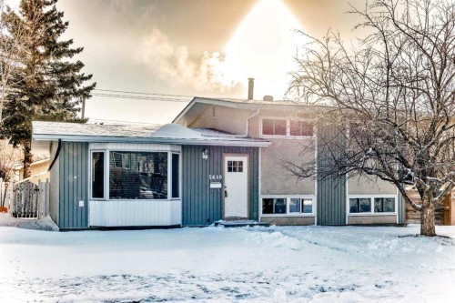 5640 Travis Street Ne, Calgary, AB - Outdoor