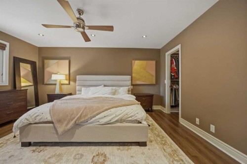 1136 Kildonan Place Sw, Calgary, AB - Indoor Photo Showing Bedroom