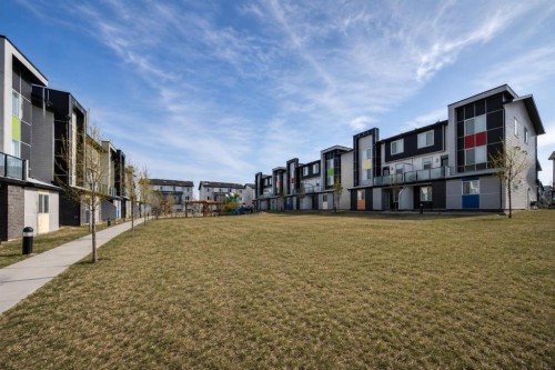 203-225 Redstone Walk Ne, Calgary, AB - Outdoor