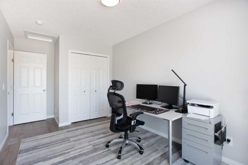 250 Hillcrest Heights Sw, Airdrie, AB - Indoor Photo Showing Office