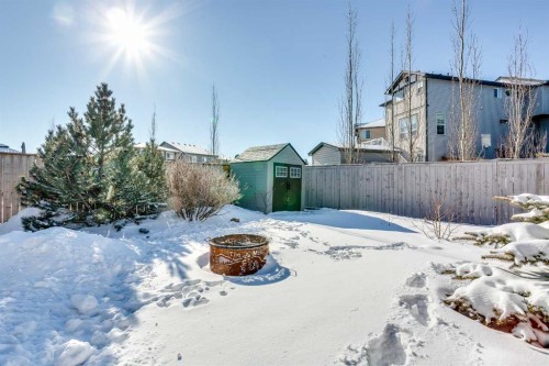 250 Hillcrest Heights Sw, Airdrie, AB - Outdoor