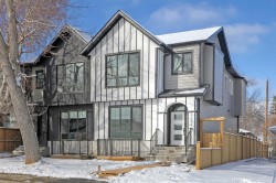 3222 28 Avenue SW Calgary, AB T2S 2Y1