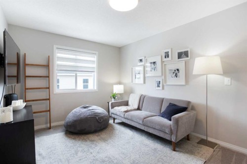 2 Osborne Common Sw, Airdrie, AB - Indoor Photo Showing Other Room