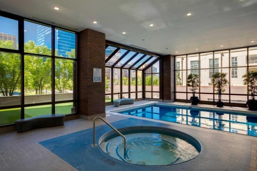 1001A-500 Eau Claire Avenue Sw, Calgary, AB - Indoor Photo Showing Other Room With In Ground Pool