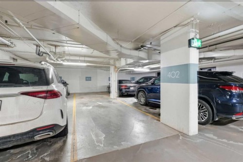 1001A-500 Eau Claire Avenue Sw, Calgary, AB - Indoor Photo Showing Garage
