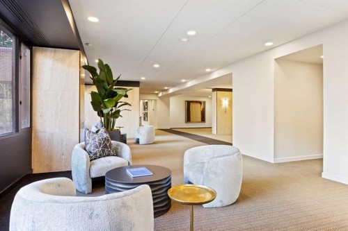 1001A-500 Eau Claire Avenue Sw, Calgary, AB - Indoor