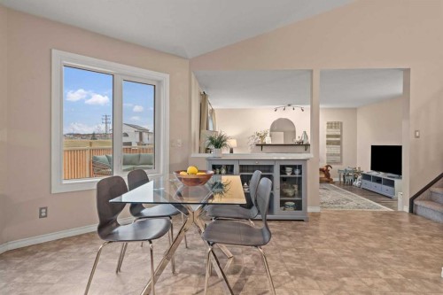 43 Sunset Crescent, Okotoks, AB 