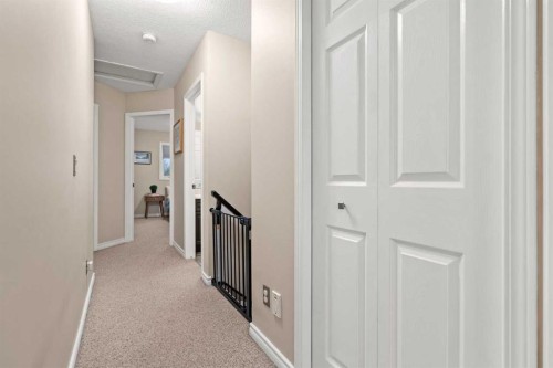 43 Sunset Crescent, Okotoks, AB 