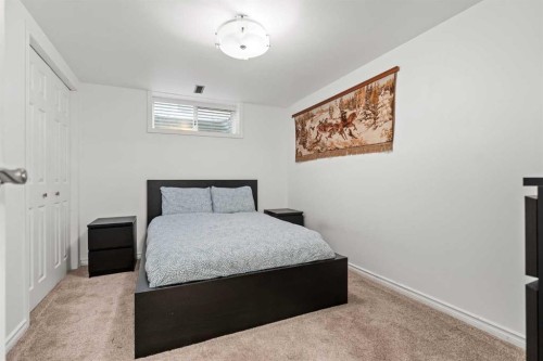 43 Sunset Crescent, Okotoks, AB 