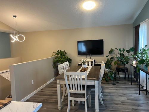 4819 17 Avenue, Edson, AB - Indoor Photo Showing Other Room