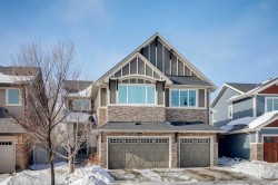 1035 73 Street SW Calgary, AB T3H 0S2
