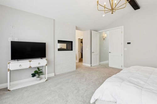 1035 73 Street Sw, Calgary, AB 