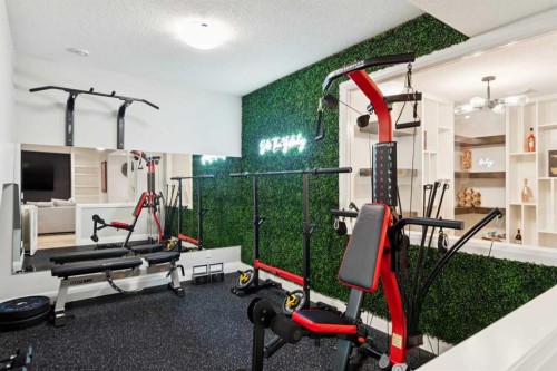 1035 73 Street Sw, Calgary, AB 