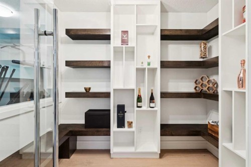 1035 73 Street Sw, Calgary, AB 