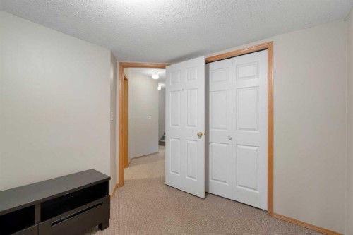622 3 Street, Strathmore, AB - Indoor Photo Showing Other Room