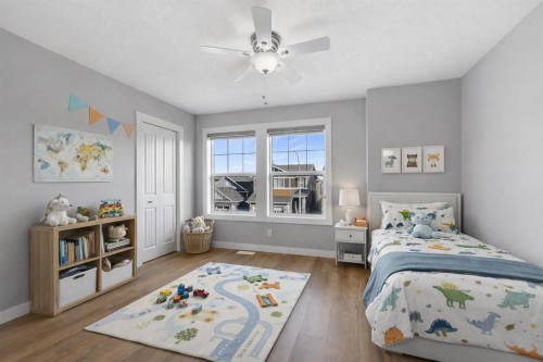 625 Midtown Place, Airdrie, AB - Indoor Photo Showing Bedroom
