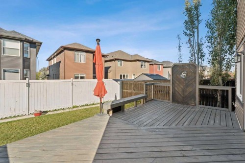 325 Evanspark Gardens Nw, Calgary, AB - Outdoor With Exterior