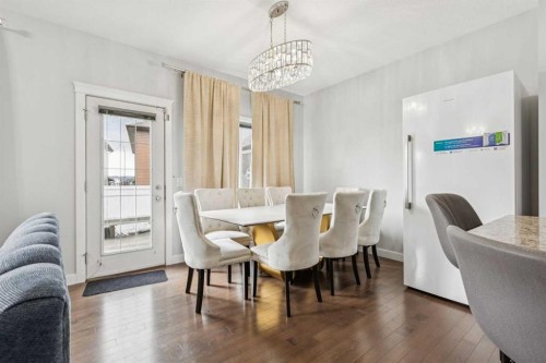 325 Evanspark Gardens Nw, Calgary, AB - Indoor Photo Showing Dining Room