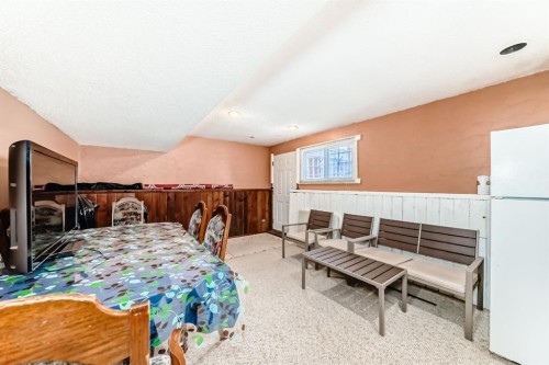 557 Rundleville Place Ne, Calgary, AB - 