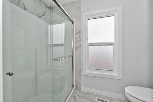 268 Cornerbrook Road Ne, Calgary, AB - Indoor Photo Showing Bathroom