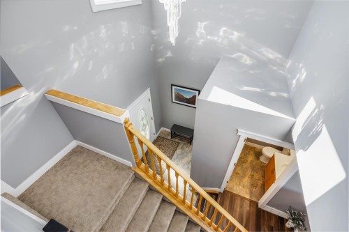 120 Hidden Ranch Crescent Nw, Calgary, AB - Indoor Photo Showing Other Room