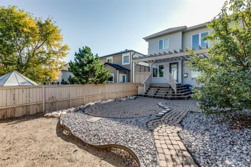 120 Hidden Ranch Crescent Nw, Calgary, AB - Outdoor