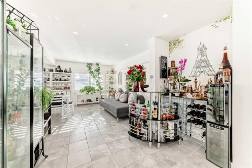 1810 10 Avenue Ne, Calgary, AB 