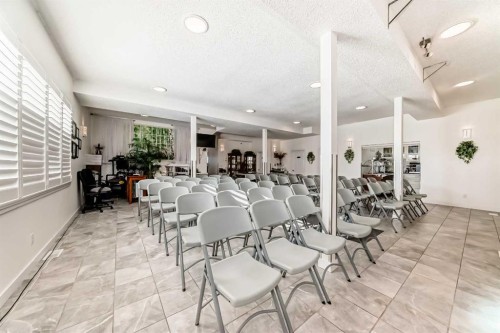 1810 10 Avenue Ne, Calgary, AB 