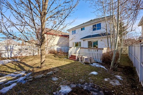 215 Coventry Green Ne, Calgary, AB - Outdoor
