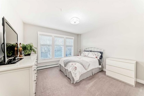 2103-11 Mahogany Row Se, Calgary, AB - Indoor Photo Showing Bedroom