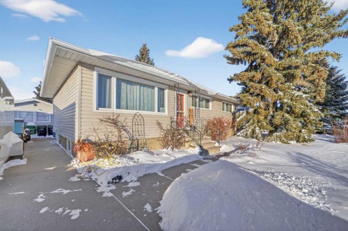 2110 16 Avenue, Didsbury, AB - Outdoor