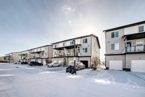 204-135 Redstone Walk Ne, Calgary, AB - Outdoor With Facade