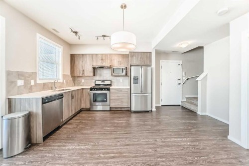 204-135 Redstone Walk Ne, Calgary, AB - Indoor Photo Showing Kitchen
