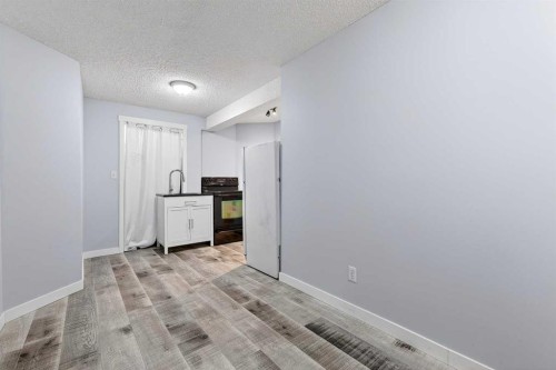 1153 Prestwick Circle Se, Calgary, AB - Indoor