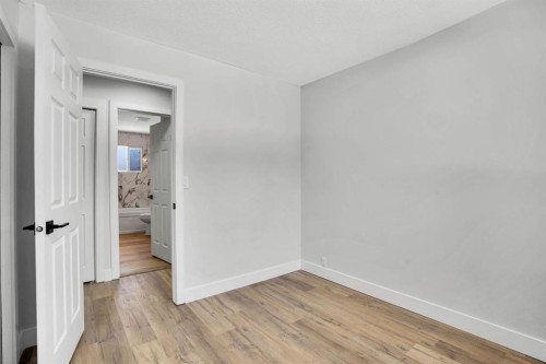 363 Templeside Circle Ne, Calgary, AB - Indoor Photo Showing Other Room
