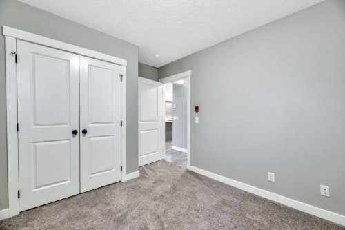 12-606 Lakeside Boulevard, Strathmore, AB - Indoor Photo Showing Other Room